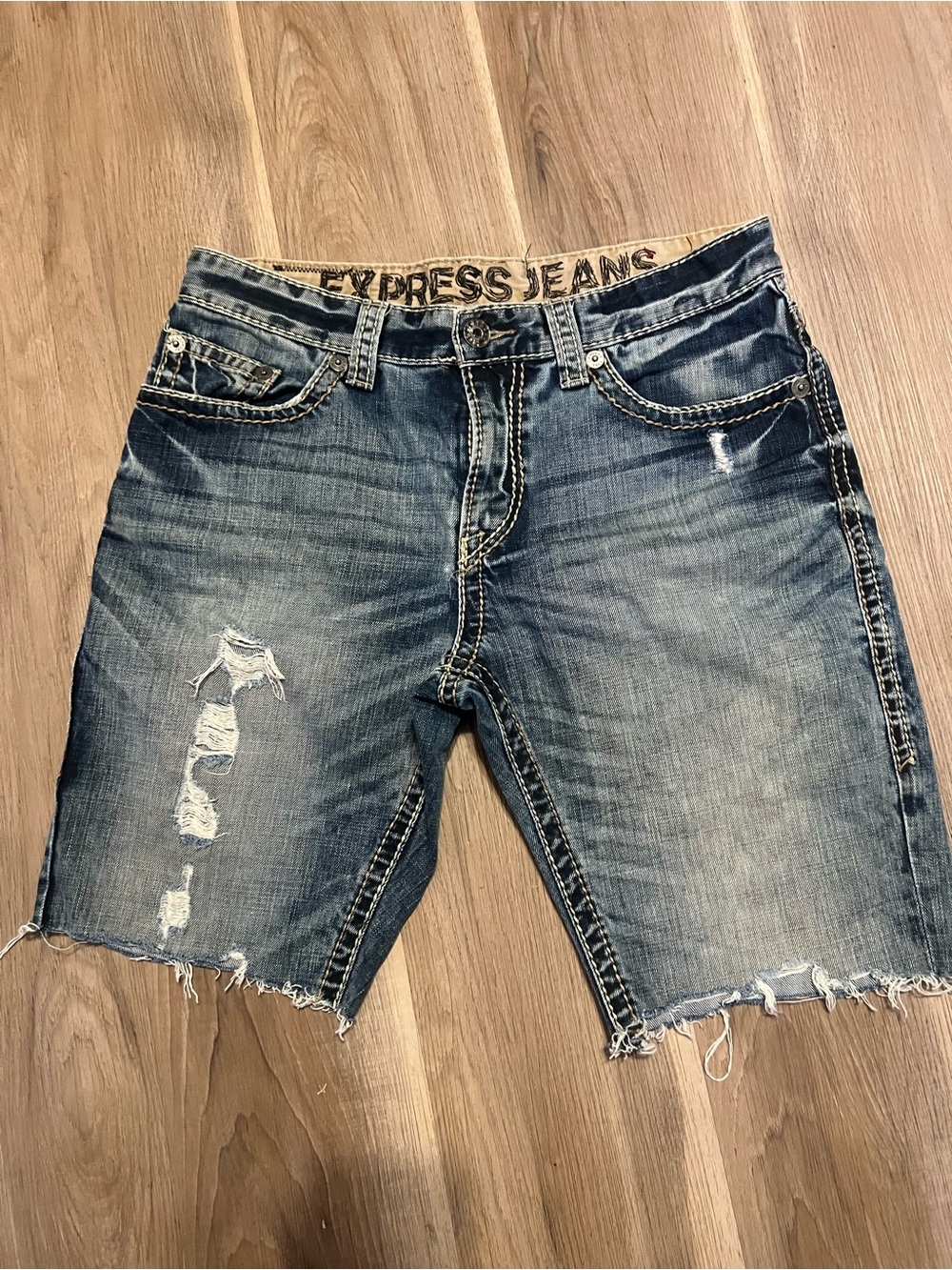 Express Men’s Distressed Cutoff Blue Denim Jorts - Sz 34
